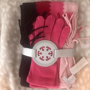 NY&C Scarf and Glove Set